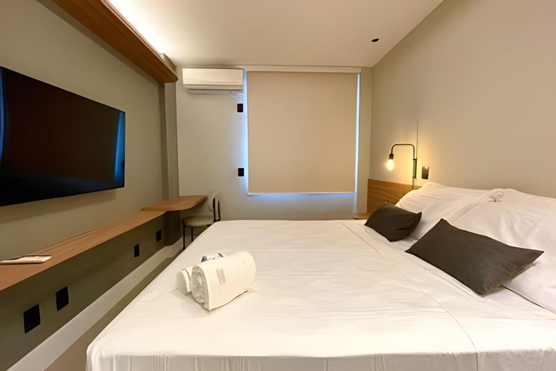Flat Novo E Reformado Ao Lado Da De Ipanema!